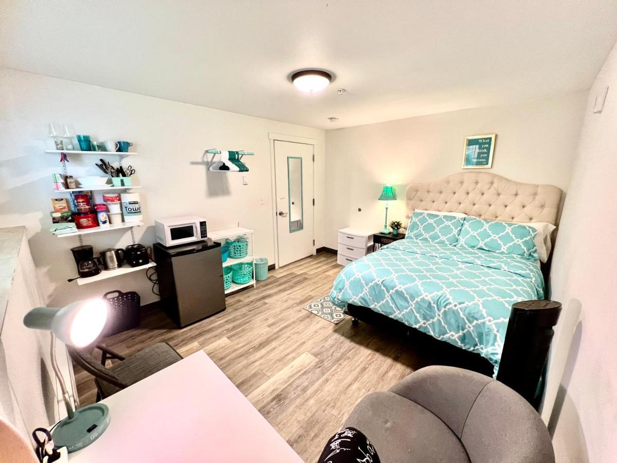 Private Room With Shared Bathroom On The 1St Floor 10 Minutes Walk To University Of Washington سياتل المظهر الخارجي الصورة