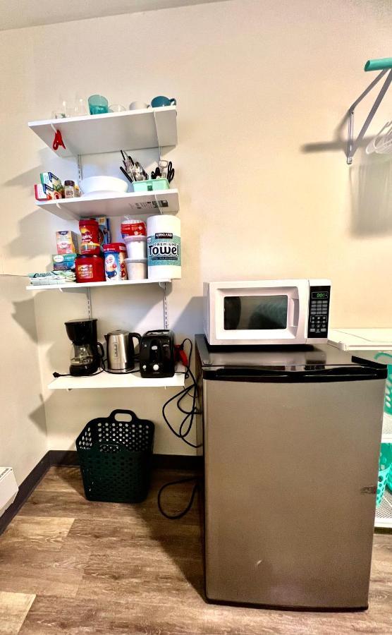 Private Room With Shared Bathroom On The 1St Floor 10 Minutes Walk To University Of Washington سياتل المظهر الخارجي الصورة