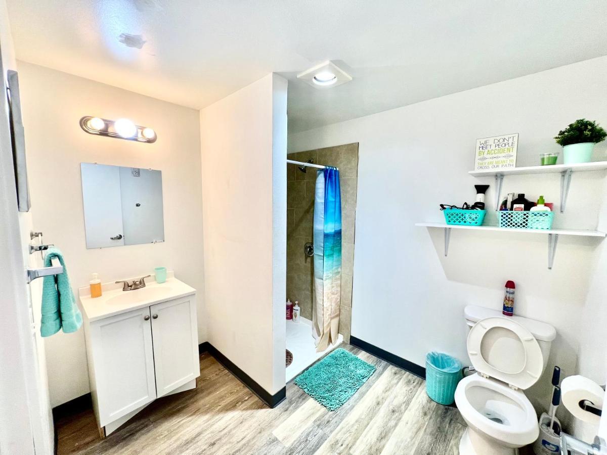 Private Room With Shared Bathroom On The 1St Floor 10 Minutes Walk To University Of Washington سياتل المظهر الخارجي الصورة