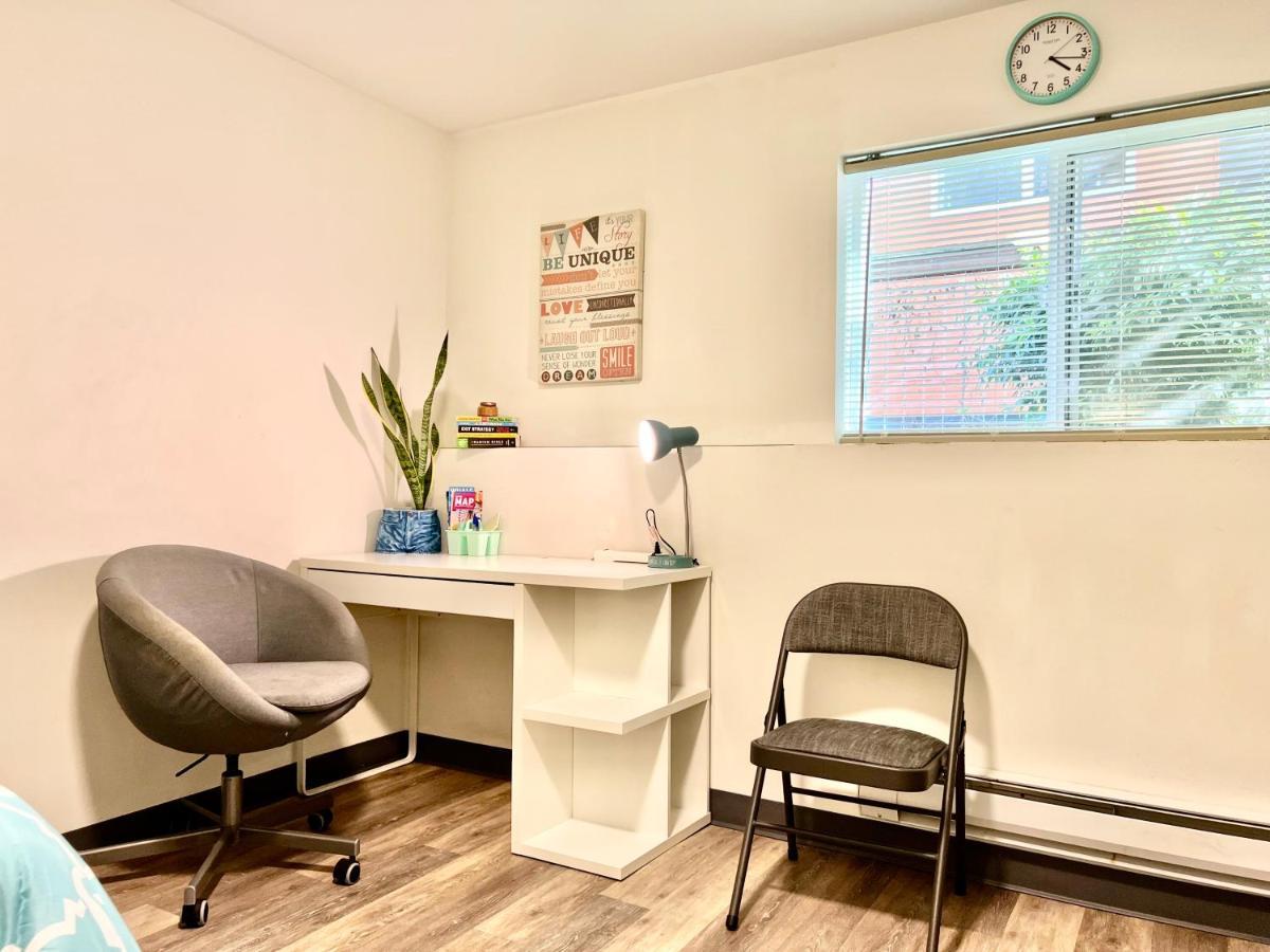 Private Room With Shared Bathroom On The 1St Floor 10 Minutes Walk To University Of Washington سياتل المظهر الخارجي الصورة